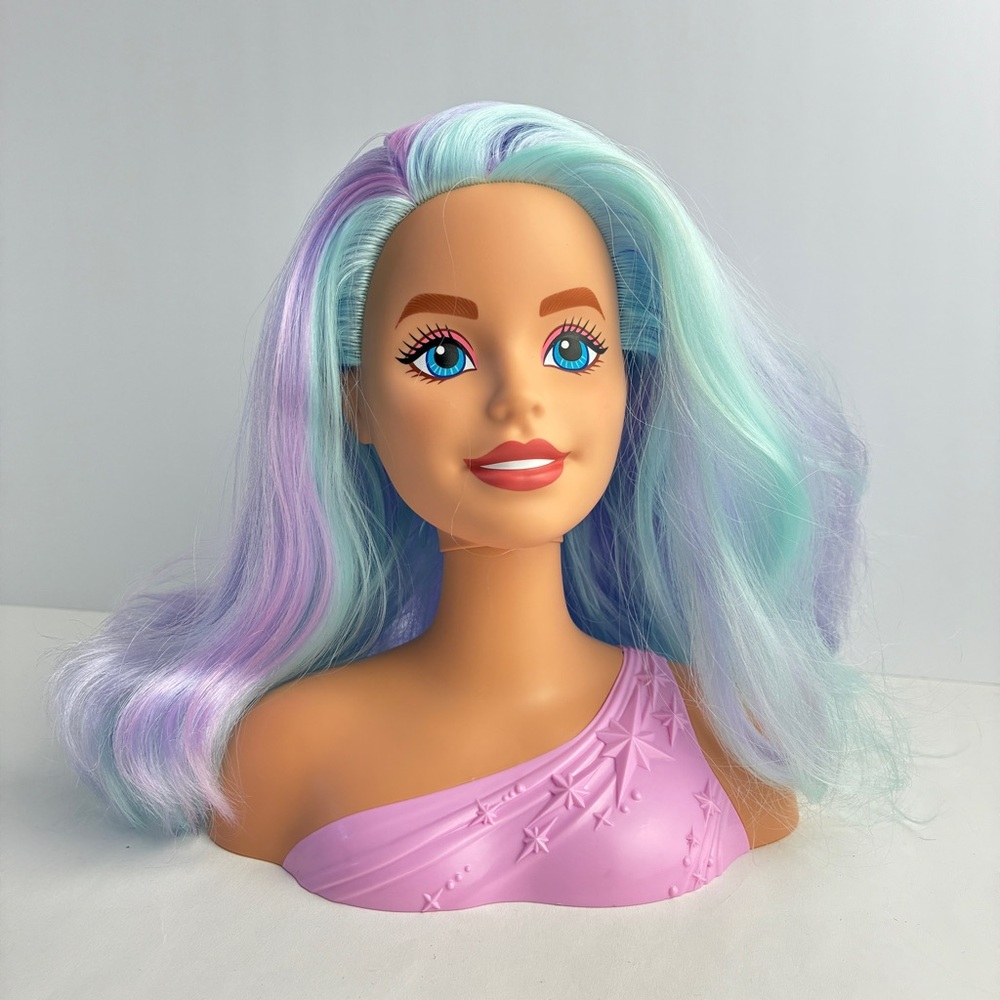 Barbie Fairy Tale Styling Head Pastel Hair Mattel 2022 HMD82